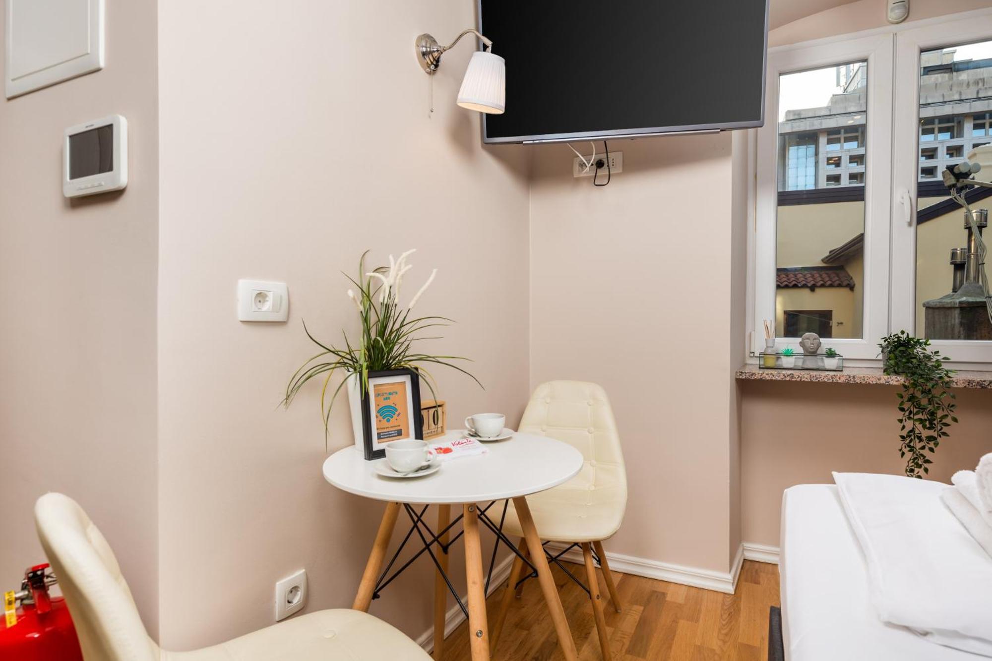 Apartments Neo غييكا المظهر الخارجي الصورة
