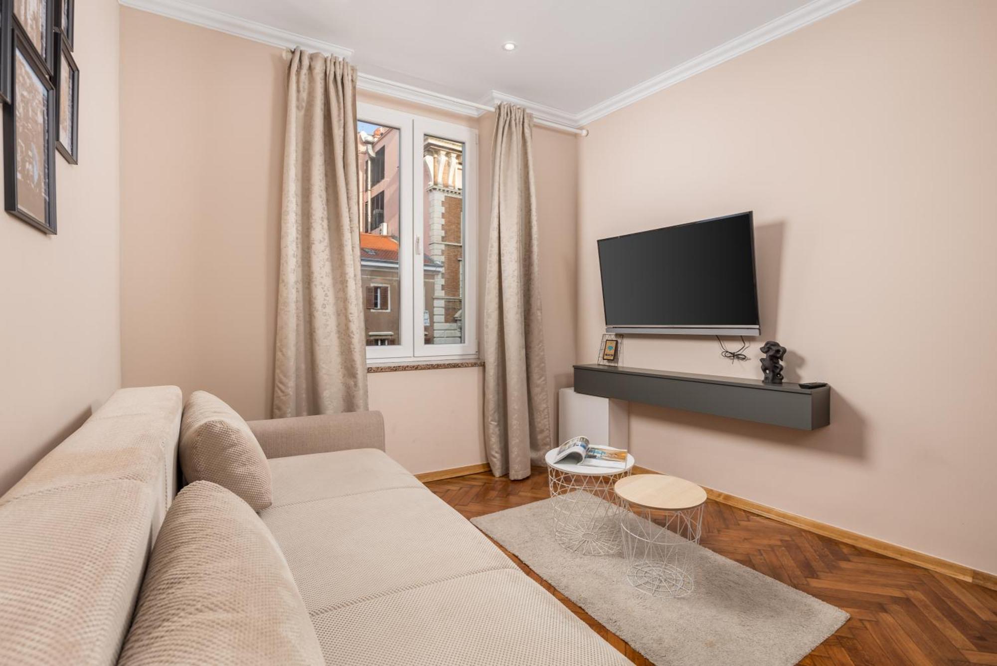 Apartments Neo غييكا المظهر الخارجي الصورة