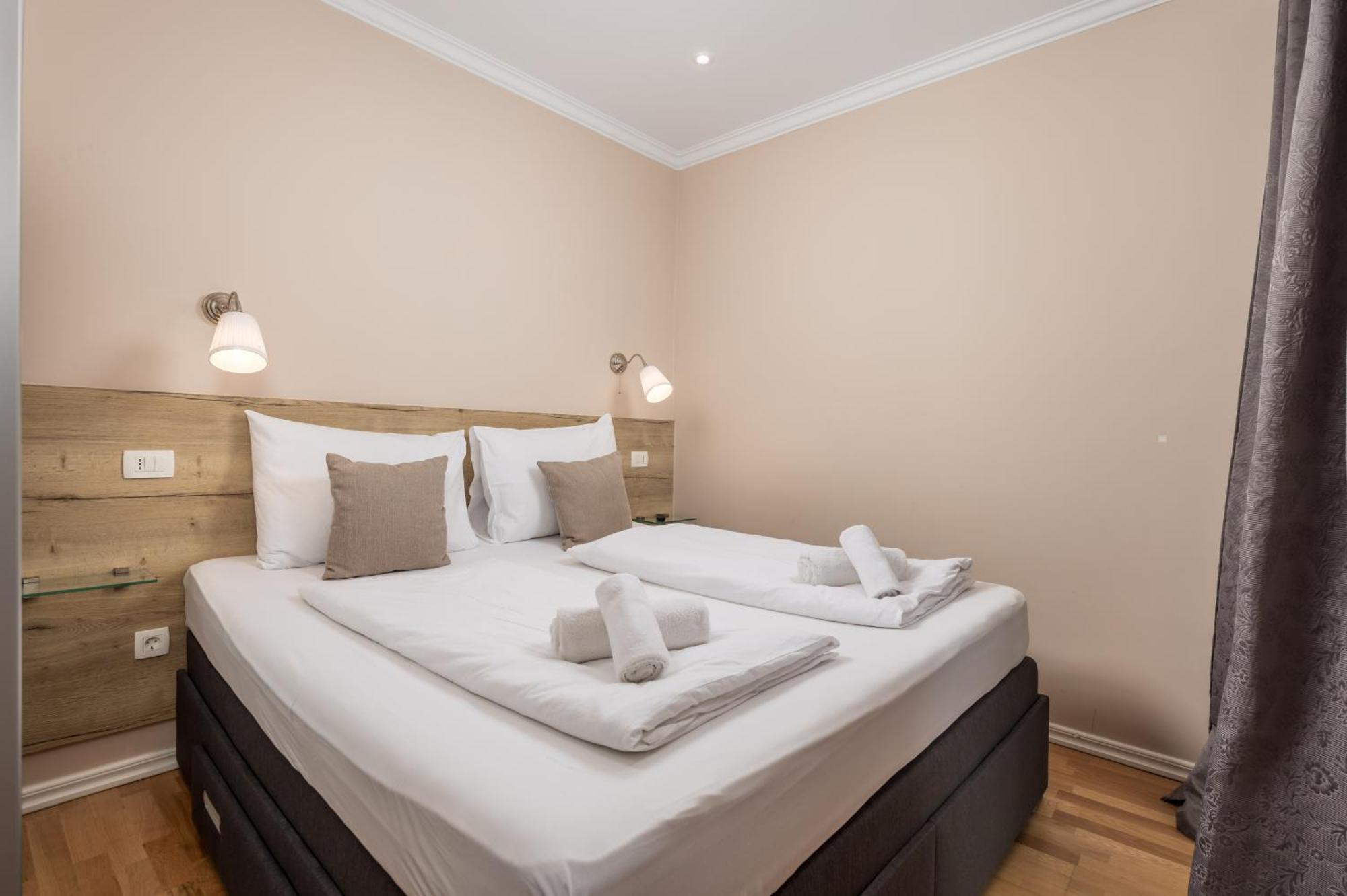 Apartments Neo غييكا المظهر الخارجي الصورة
