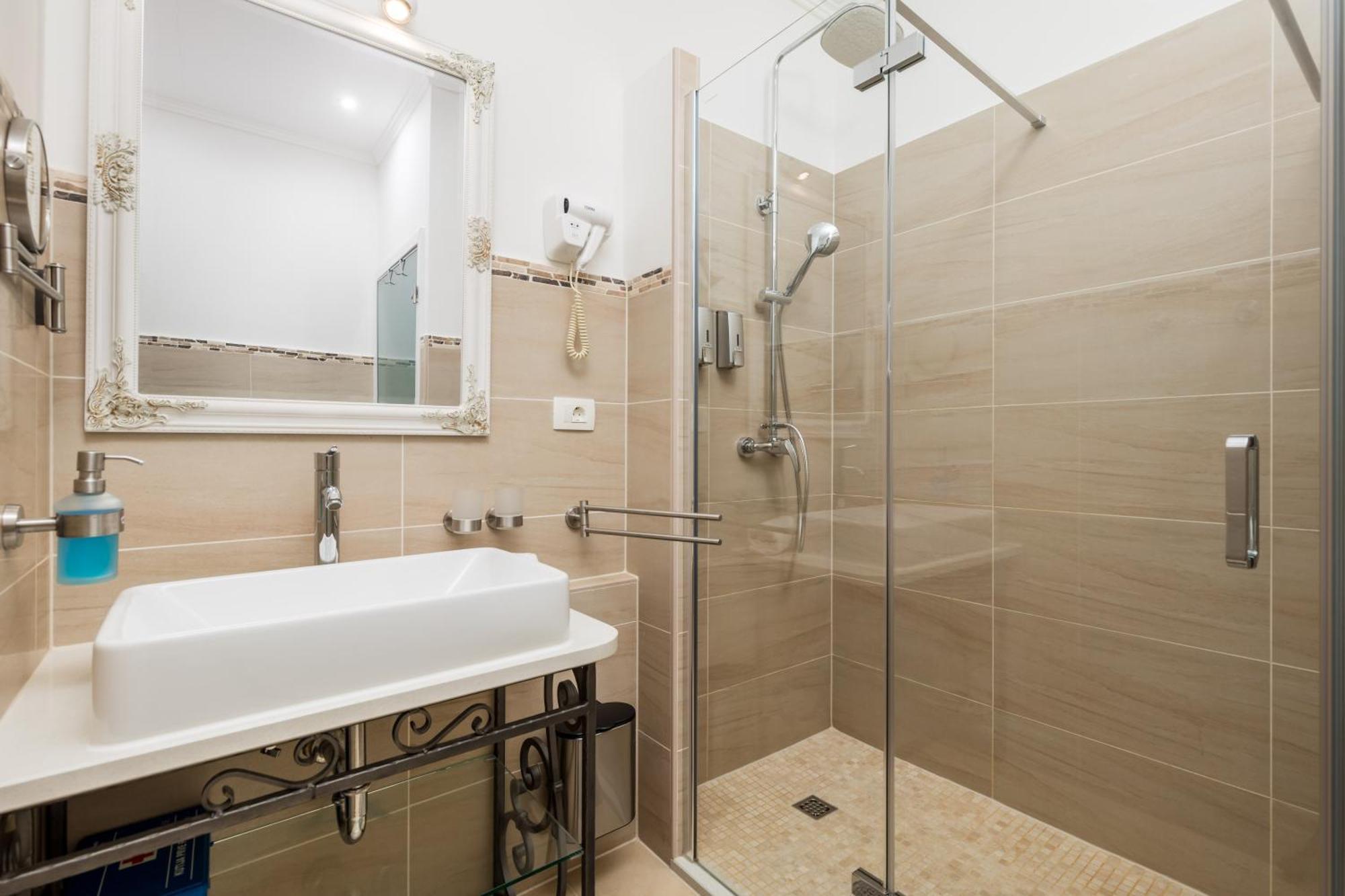 Apartments Neo غييكا المظهر الخارجي الصورة