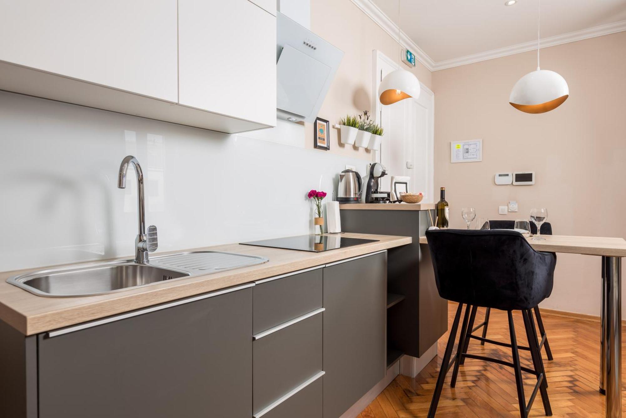 Apartments Neo غييكا المظهر الخارجي الصورة